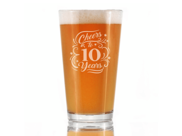 Cheers Pint Glass for Beer - Anniversary Gifts (Option: 10Th Anniversary)